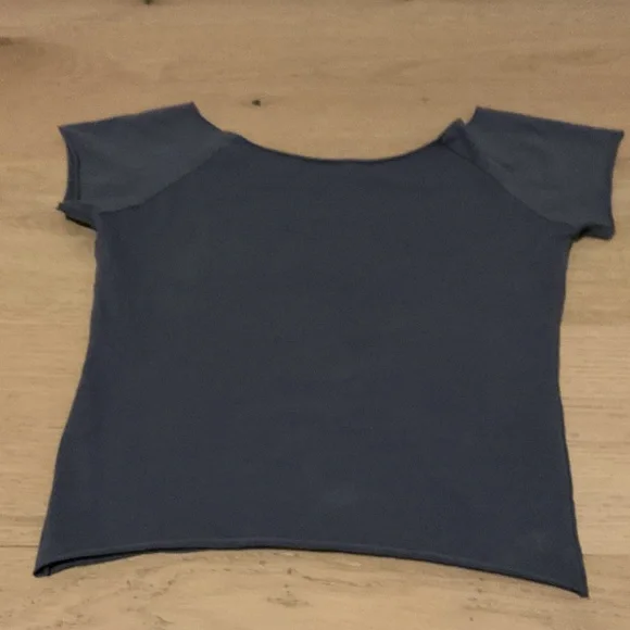 Brandy Melville Navy off the shoulder top - Picture 2 of 3